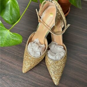 New in box- gold non transferring glitter heels